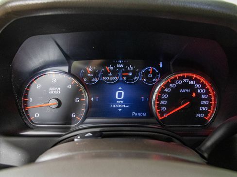 Used 2016 GMC Yukon Denali w/ Open Road Package AWD/4WD image 43