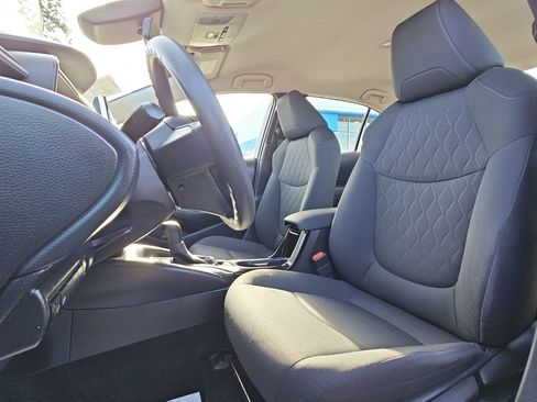 Used 2020 Toyota Corolla LE image 13