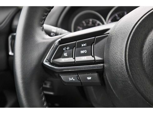 Used 2025 MAZDA CX-5 AWD 2.5 S w/ Preferred Package image 15