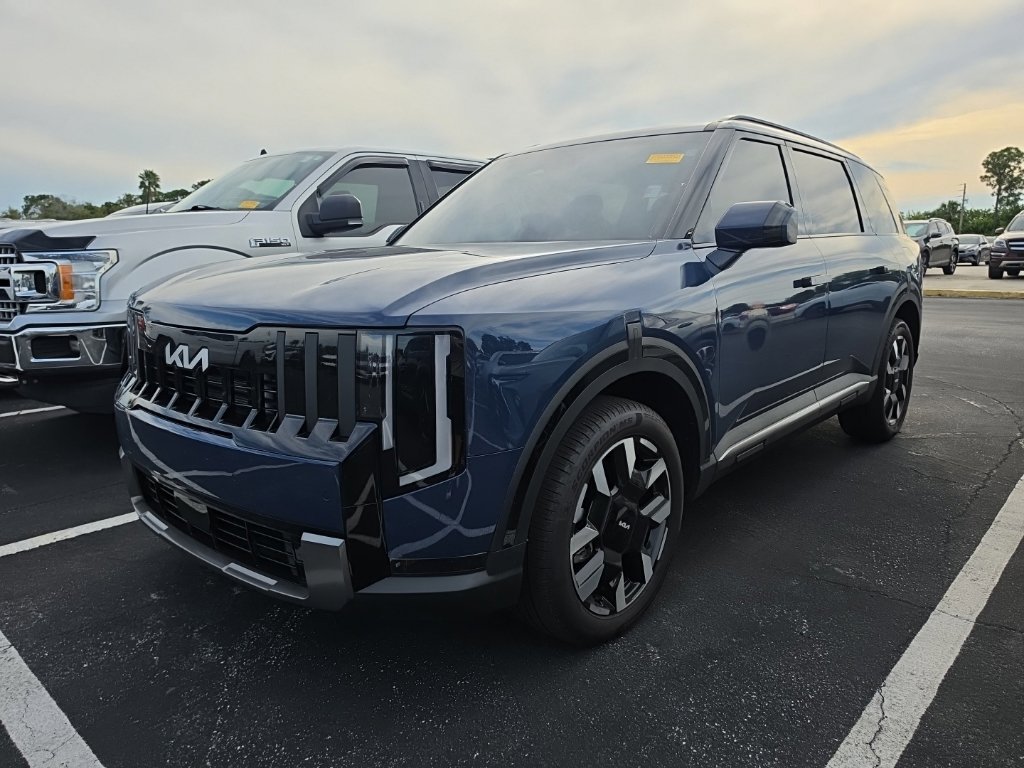 Certified 2027 Kia Telluride S FWD image 5