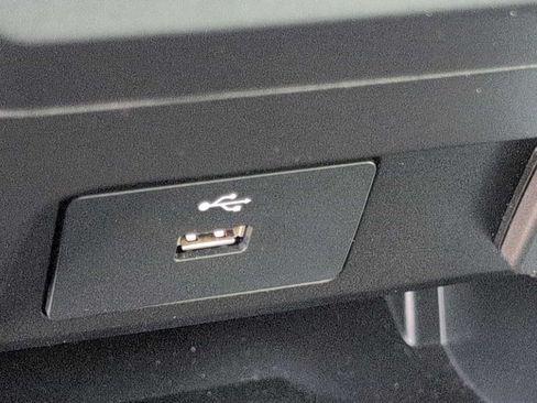 Used 2016 Ford F150 XLT RWD image 27