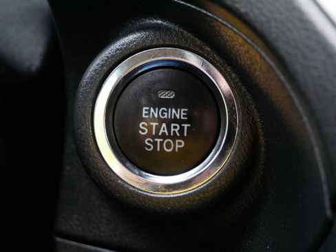 Used 2023 Subaru Forester Premium AWD/4WD image 31