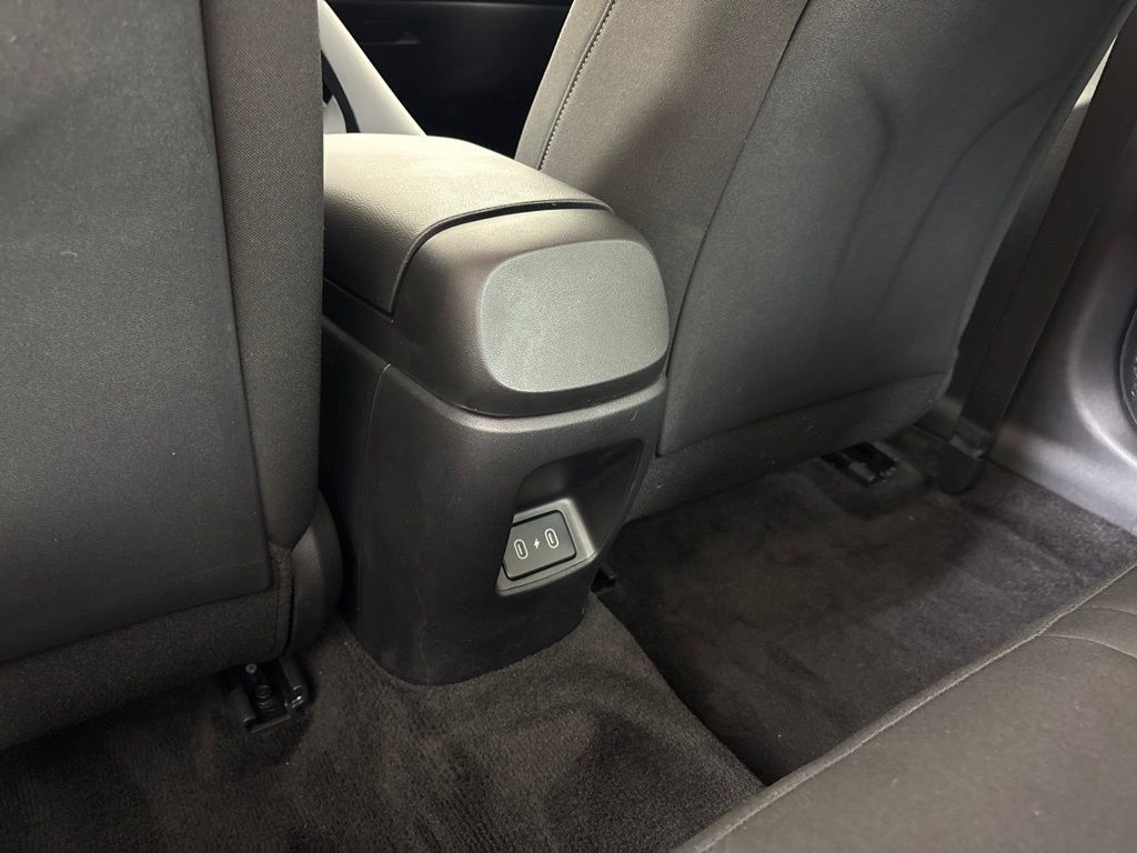 New 2025 Hyundai Elantra SEL FWD image 24