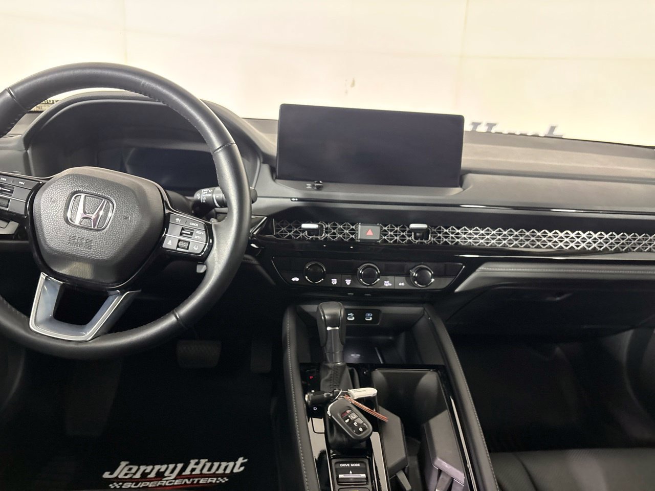 Used 2024 Honda Accord Touring image 26