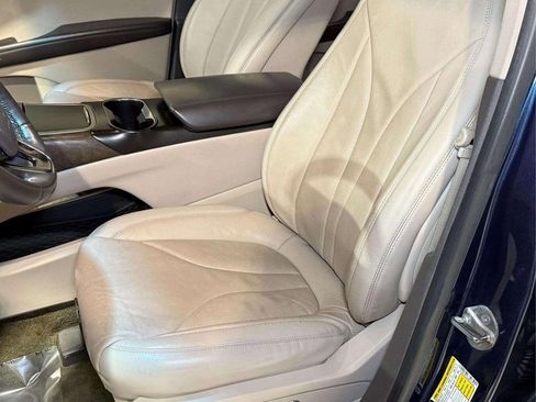 Used 2017 Lincoln MKX Reserve image 5