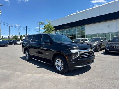Used 2025 Chevrolet Suburban LT