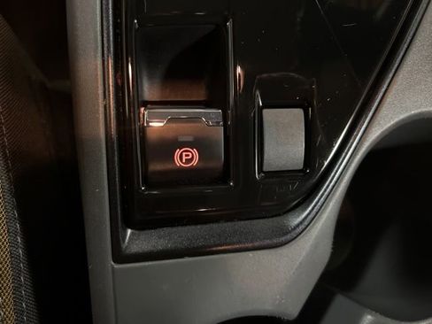 Used 2025 Subaru Crosstrek 2.5i Sport image 29