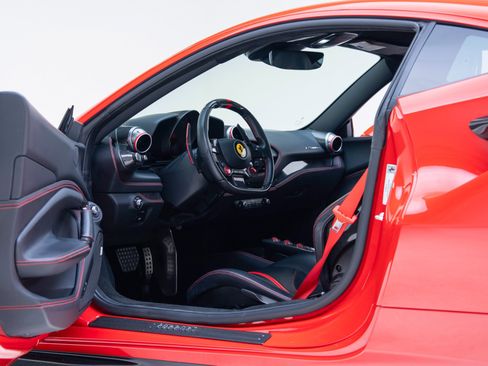 Used 2021 Ferrari F8 Tributo RWD image 48