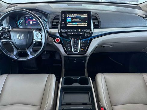 Used 2021 Honda Odyssey Touring image 13