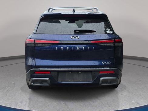 Used 2023 INFINITI QX60 Sensory w/ Vision Package FWD image 2