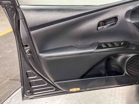 Certified 2019 Toyota Prius Prime Plus FWD image 22