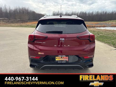 Certified 2025 Buick Encore GX Sport Touring FWD image 8