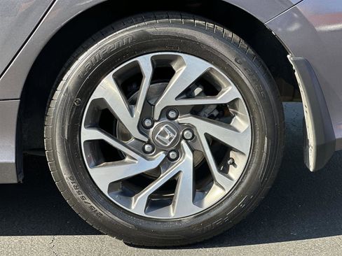 Used 2016 Honda Civic EX image 8