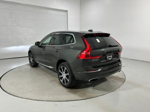 Used 2018 Volvo XC60 T6 Inscription w/ Luxury Seat Package AWD/4WD image 22