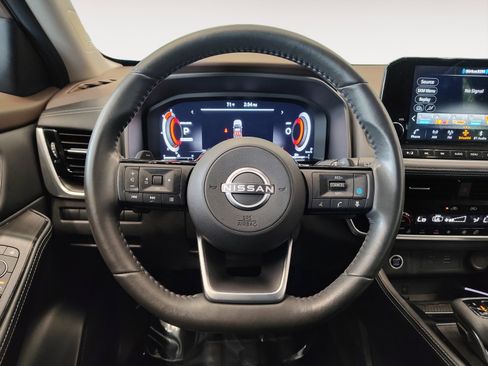 Certified 2023 Nissan Rogue Platinum w/ Platinum Premium Package image 18