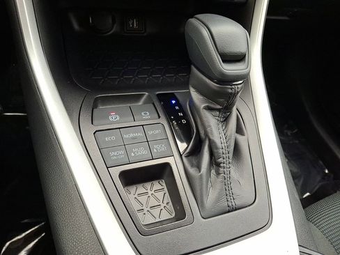 Certified 2025 Toyota RAV4 LE image 12