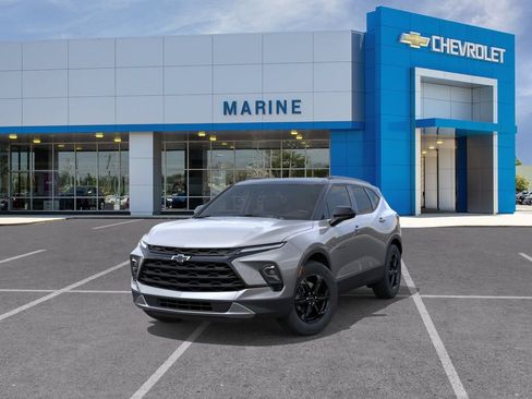New 2026 Chevrolet Blazer LT w/ Convenience Package FWD image 8