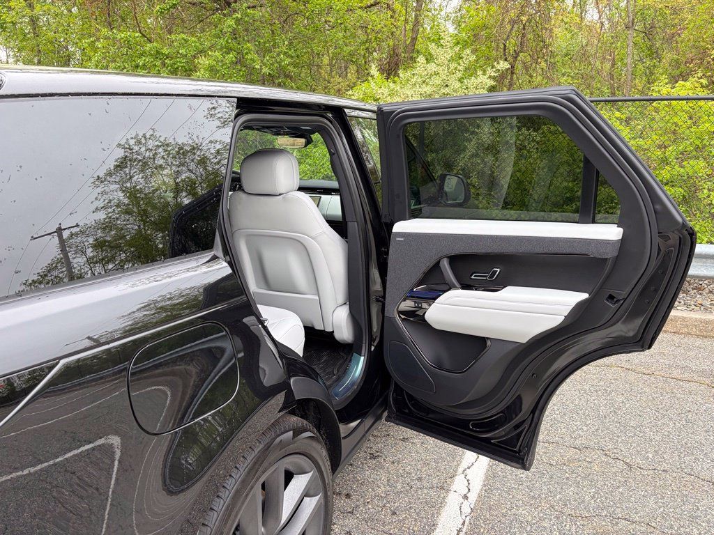 New 2026 Land Rover Range Rover Sport SE AWD/4WD image 16