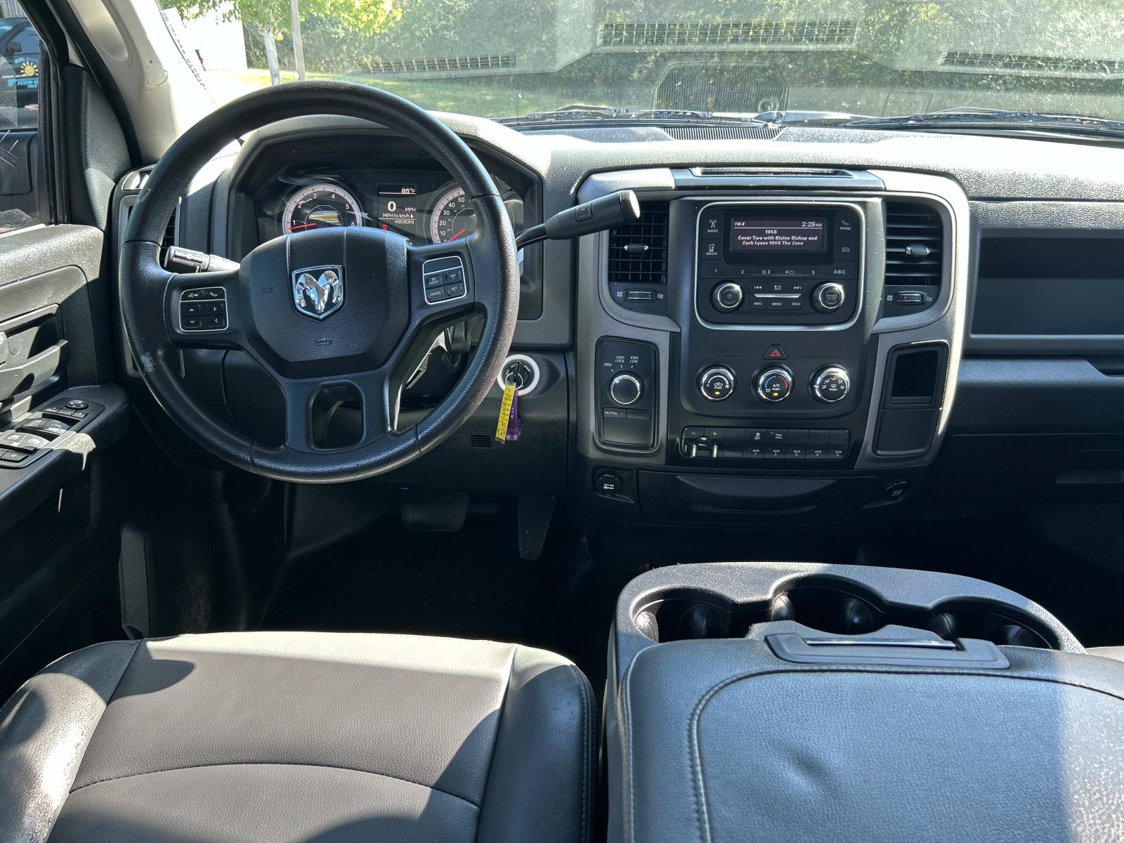 Used 2017 RAM 3500 Tradesman w/ Chrome Appearance Group AWD/4WD image 26