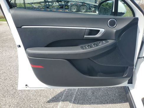 New 2026 Hyundai Sonata SE FWD image 17