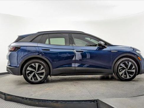 Used 2023 Volkswagen ID.4 Pro image 9