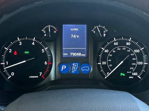 Used 2019 Lexus GX 460 Premium AWD/4WD image 29