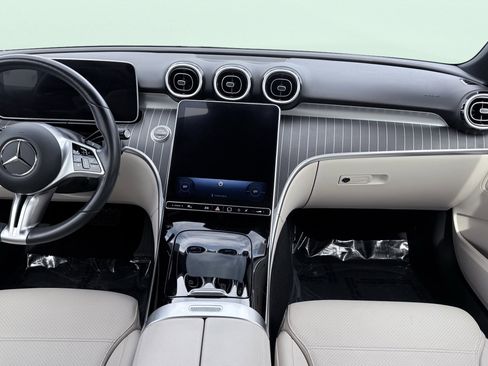 Used 2025 Mercedes-Benz C 300 Sedan image 54