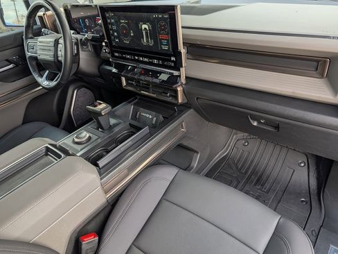 Used 2025 GMC Hummer EV 2X w/ LPO, Sport Package image 36