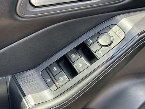 Certified 2024 Nissan Rogue SV FWD image 20