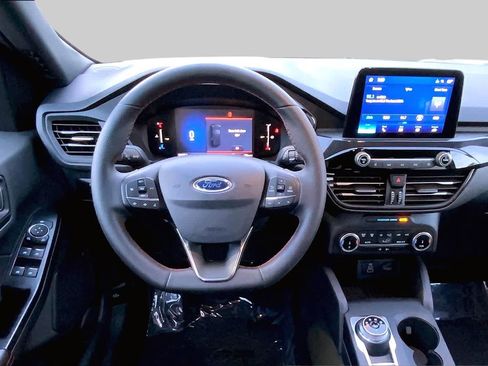 Used 2025 Ford Escape ST-Line AWD/4WD image 6
