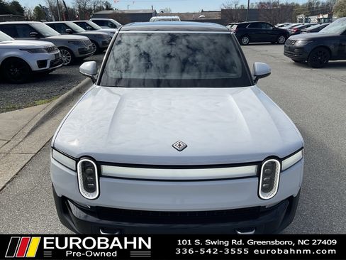 Used 2024 Rivian R1S Adventure image 27