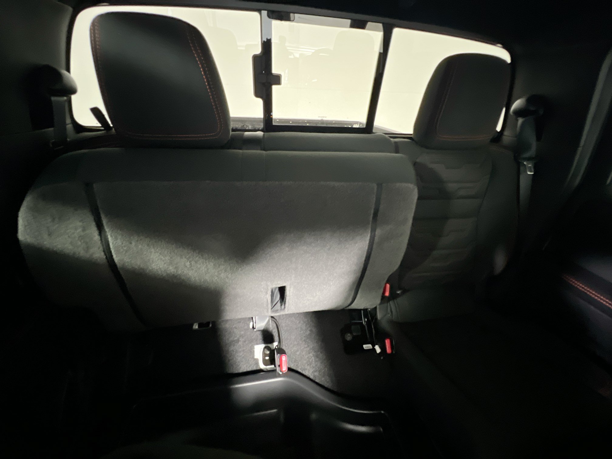 Used 2026 Nissan Frontier Pro-X w/ Tow Package RWD image 32