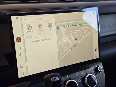 New 2026 Land Rover Defender 130 X-Dynamic SE image 11