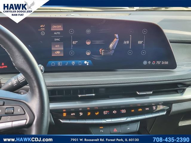 Used 2025 Cadillac XT4 Premium Luxury AWD/4WD image 19