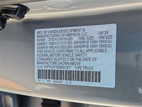 Used 2025 Honda Ridgeline Sport image 11