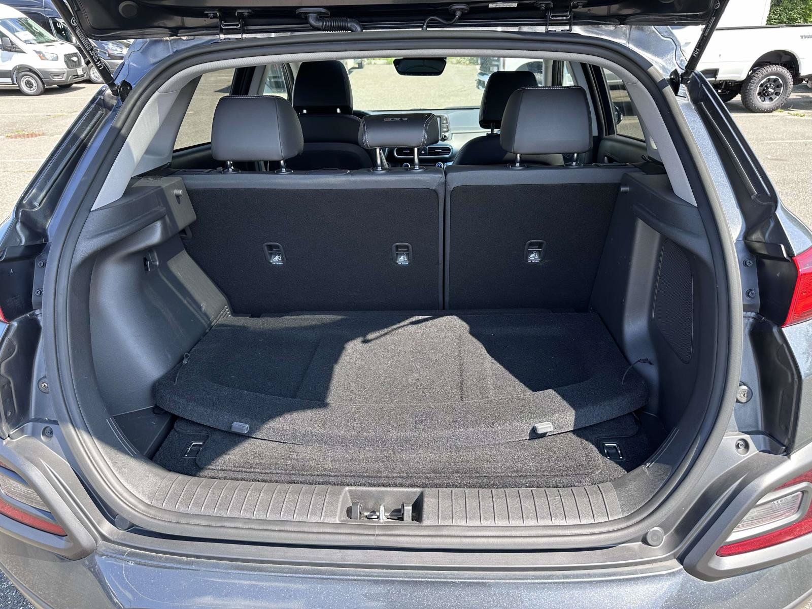 Used 2021 Hyundai Kona Ultimate w/ Cargo Package AWD/4WD image 8