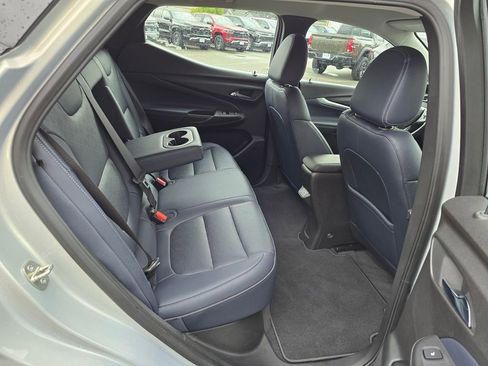 Used 2022 Chevrolet Bolt EUV Premier FWD image 12