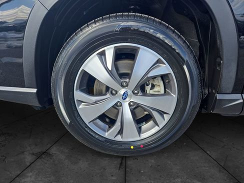 Certified 2022 Subaru Ascent Premium w/ Convenience Package image 14