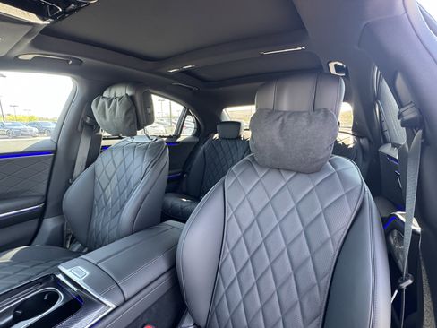 New 2026 Mercedes-Benz S 580e 4MATIC Sedan image 20