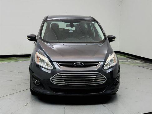 Used 2017 Ford C-MAX Titanium w/ Equipment Group 301A FWD image 2