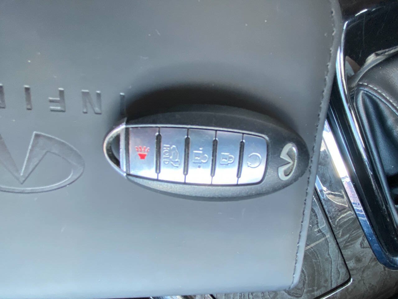Used 2021 INFINITI QX80 Luxe RWD image 21