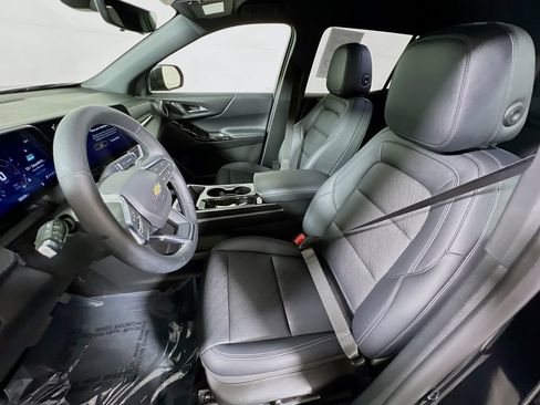 Used 2025 Chevrolet Equinox LT w/ Convenience Package II AWD/4WD image 18