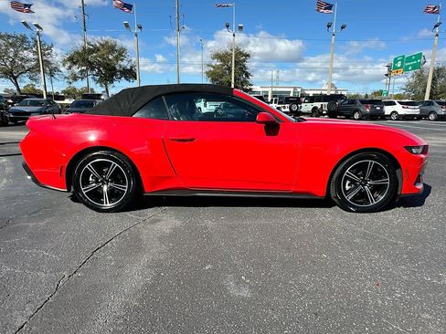 Used 2024 Ford Mustang Premium image 5