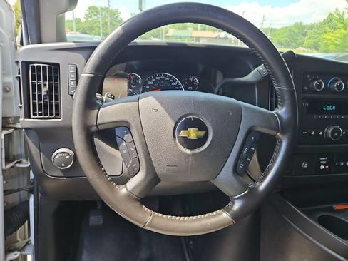 Used 2021 Chevrolet Express 2500 w/ Driver Convenience Package RWD image 11