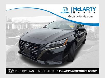 Used 2025 Nissan Altima 2.5 SR