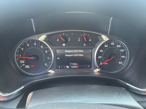 Used 2023 Chevrolet Equinox Premier AWD/4WD image 10
