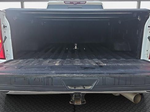 Used 2020 Chevrolet Silverado 2500 LTZ w/ LTZ Premium Package image 12