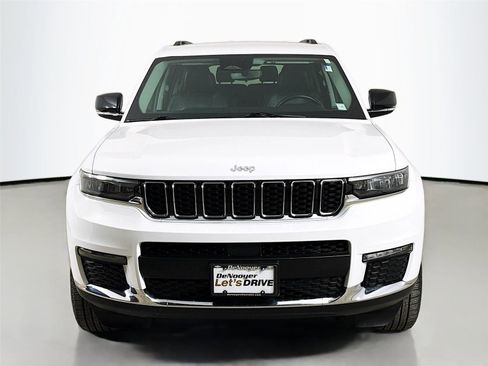 Used 2022 Jeep Grand Cherokee L Limited image 3