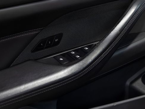 Used 2023 BMW M4 xDrive Competition AWD/4WD image 36