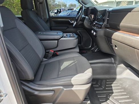 Used 2024 GMC Sierra 1500 Elevation image 14